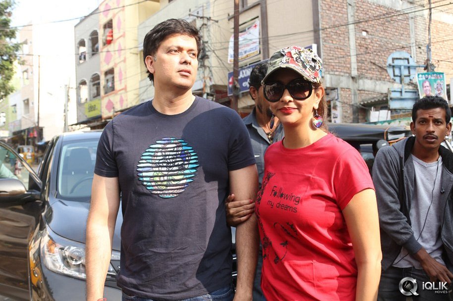 Lakshmi-Manchu-Joins-Swachh-Bharath-Campaign-in-Film-Nagar